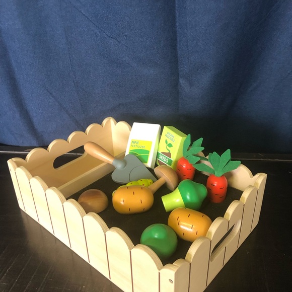 NEW! Vegetable Garden Play set! Montessori - Picture 8 of 13